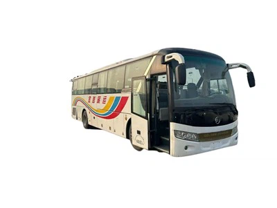 Autobuss Golden Dragon XML6113